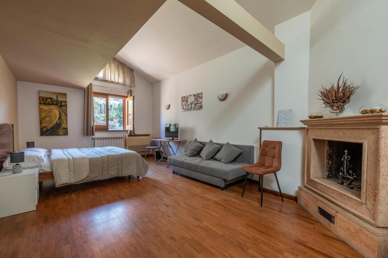 Bouganville Home Монделло Экстерьер фото