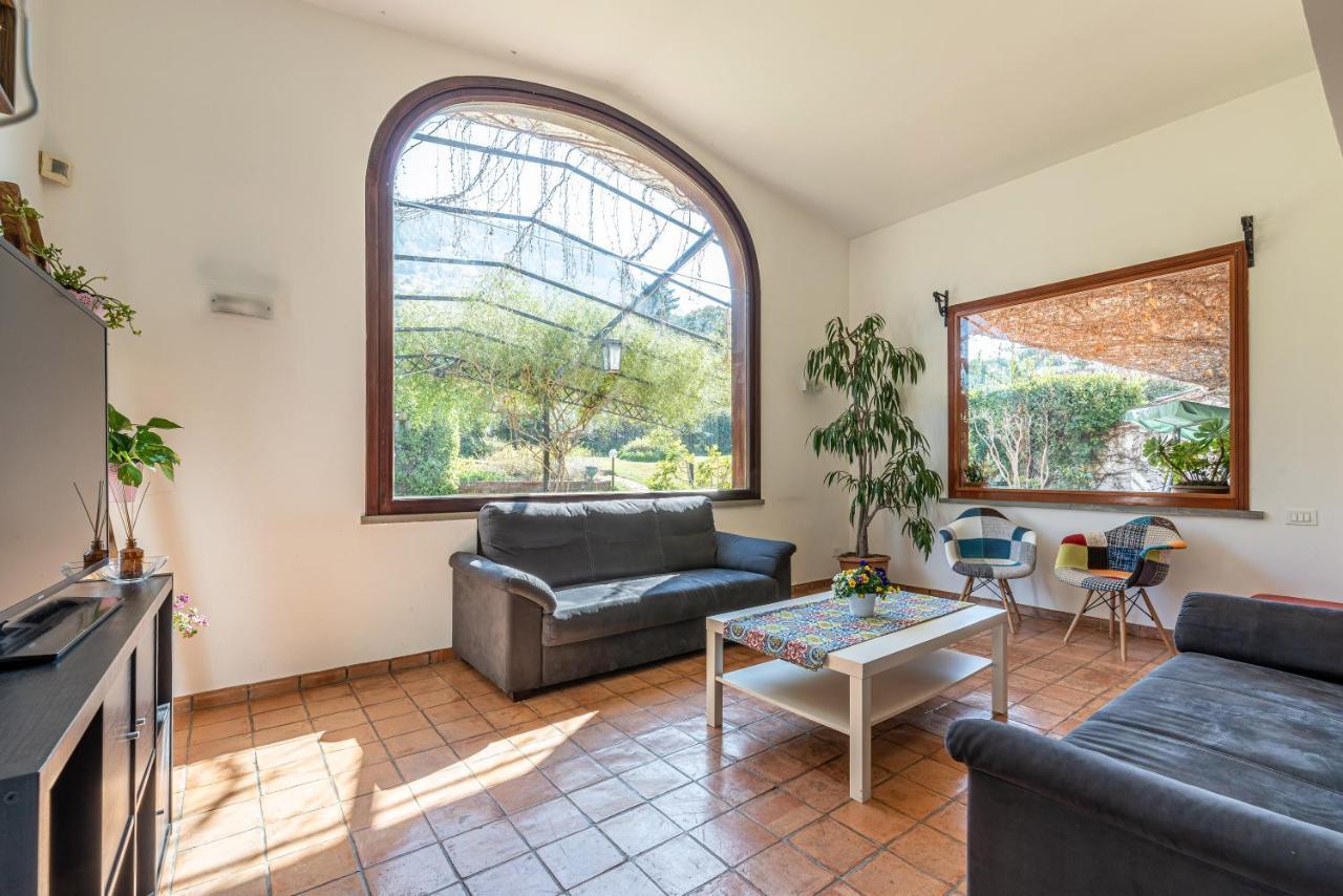 Bouganville Home Монделло Экстерьер фото